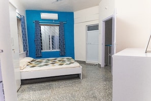 2 多间卧室、WiFi