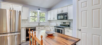 Forest-View Gem on Vaughn Creek < 1 Mi to Dtwn!