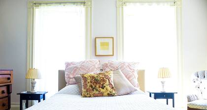 The Waldoboro Inn Room 1