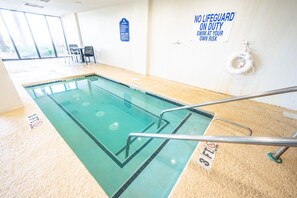 Piscine couverte, piscine chauffée