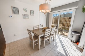 Outdoor dining - NEW! Large 2BR in Sandpiper of North Myrtle Beach (North Myrtle Beach)