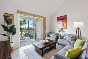Condo, Multiple Beds, Lanai, Golf View (Fairway Villas Waikoloa J34) | Living area - Renovated Penthouse Lake & Golf Course Views AC Near Bay - Vrkcv (Waikoloa)
