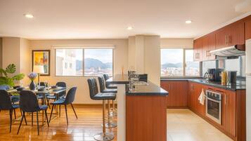 Apartment, Park View