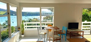 Interior - The Crows Nest

Coastal retreat 

 Mill Bay, Mangonui (Mangōnui)