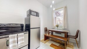Microwave, oven, stovetop - Rustic Charm in Heart of SLC (Salt Lake City)