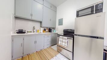 Microwave, oven, stovetop