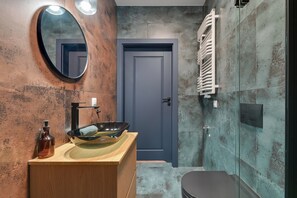 Apartament Comfort, balcó | Bany