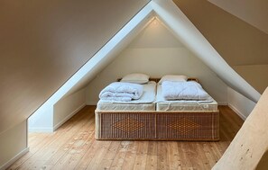 4 bedrooms, free WiFi