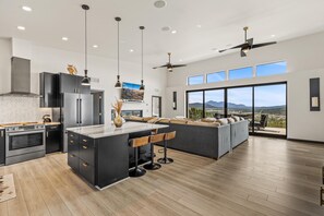 Interior - Christmas Sale - New Mountainside Modern Luxury (Williams)