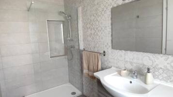 Towels, toilet paper