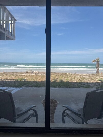 Beverly's Place 2 Flat Pet Friendly & Ocean Front!
