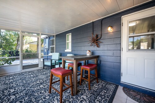 Newly Remodeled Cottage