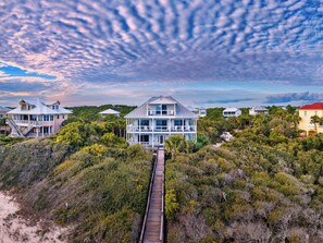Exterior - Latitude Adjustment - SGI - Ask about Introductory Rate!    Pool/Hot Tub/Beach (St. George Island)