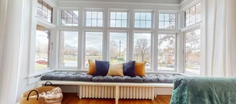 Vintage Cozy Retreat in Heart of Salt Lake City!