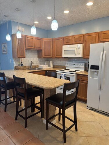 Barefoot Bliss – Beachside Suite Wilbur-By-The-Sea