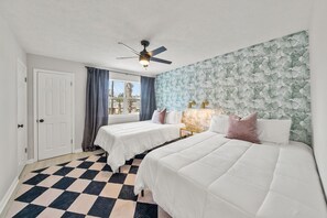 4 bedrooms, free WiFi, bed sheets