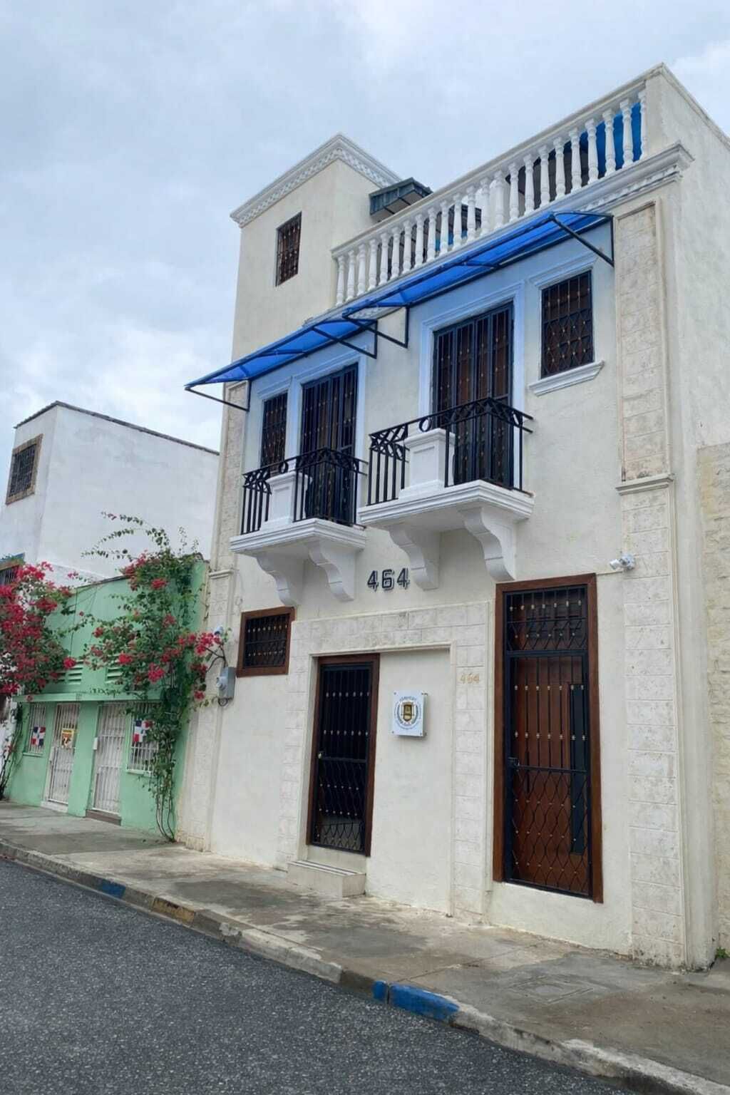 Fachada da propriedade