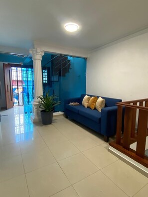 Living area - CEDOTURT Hotel Boutique & Escuela (Santo Domingo)