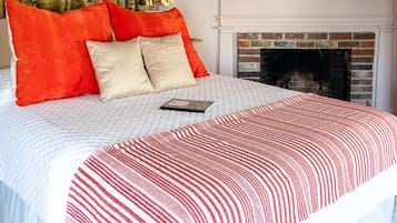 1 bedroom, internet, bed sheets