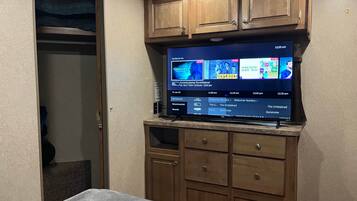 1 makuuhuone, silitysrauta/-lauta, Wi-Fi, vuodevaatteet