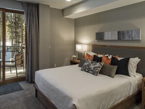 مكواة/لوح كي وواي فاي وملاءات أسرّة