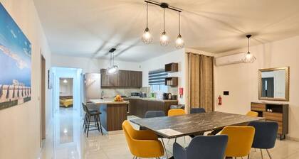 Il-Girna- Modern Seaside Accommodation-Three-Bedroom Vacation Home