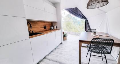 Dome 3 - Forest and Peek-a-boo lake view