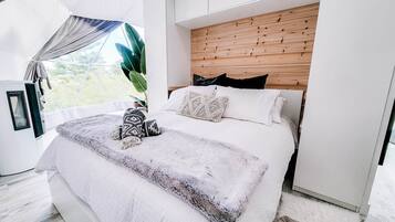 1 bedroom, free WiFi, bed sheets