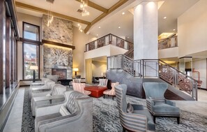 المنشأة من الداخل