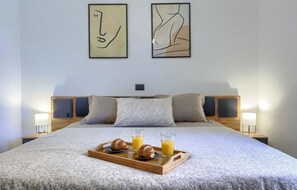 4 chambres, fer et planche à repasser, lit parapluie, Wi-Fi gratuit