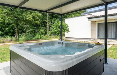 Superbe maison de 3 chambres à Barban