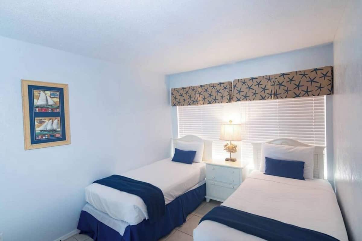 Blackout curtains, iron/ironing board, free WiFi