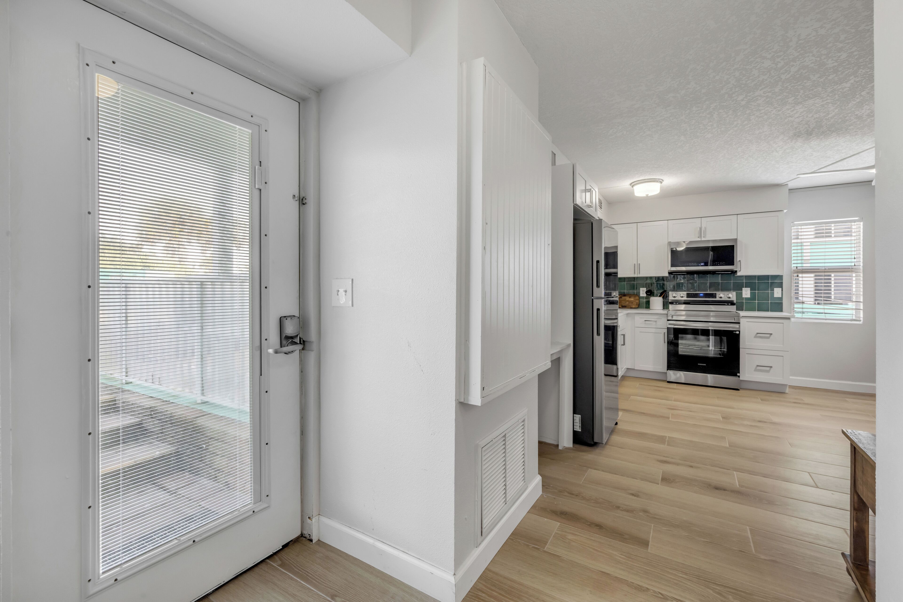 Departamento estándar, cocina | Cortinas blackout, tabla de planchar con plancha y wifi gratis 