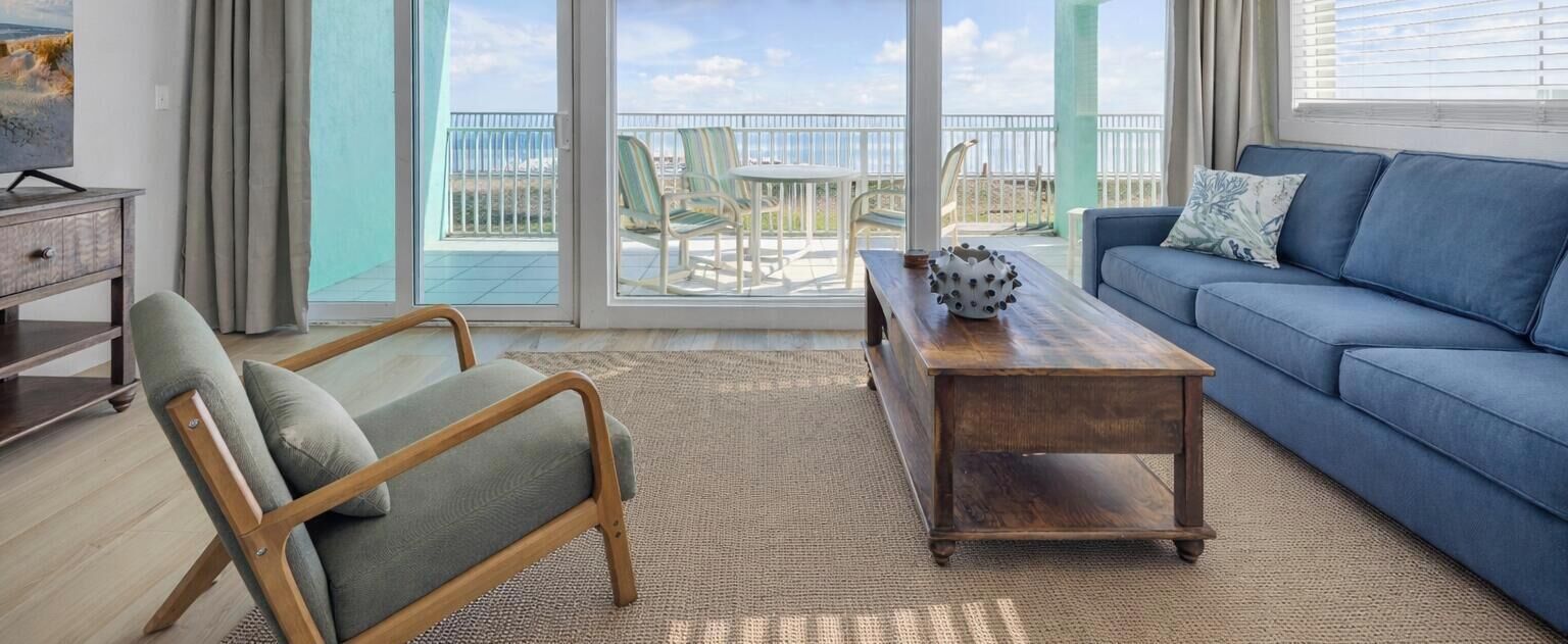 Comfort Condo, Beach View | Blackout curtains, iron/ironing board, free WiFi