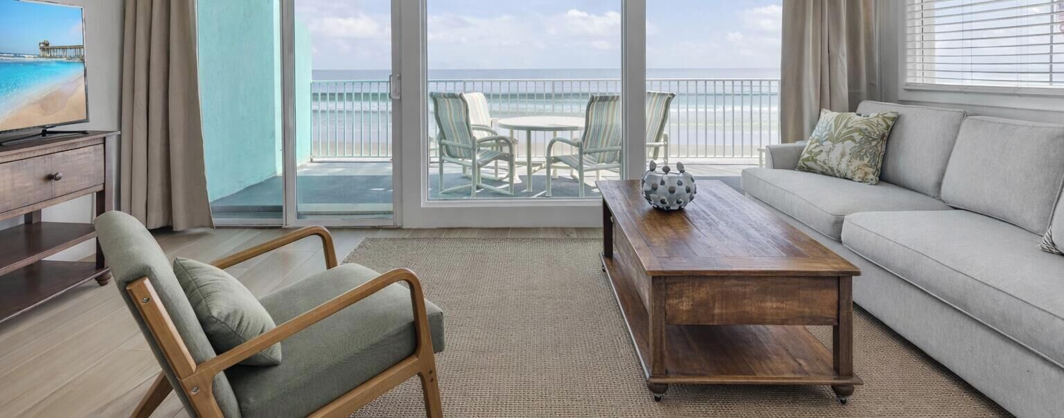 Deluxe Condo, Beach View | Blackout curtains, iron/ironing board, free WiFi