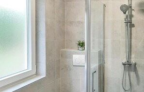 Dusche, Haartrockner