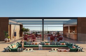 Hồ bơi ngoài trời 