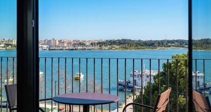 Upon Harbor - Seixal Bay Hotel
