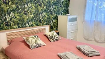 2 slaapkamers, wifi, beddengoed