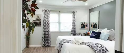 1 chambre, fer et planche à repasser, Wi-Fi, draps fournis