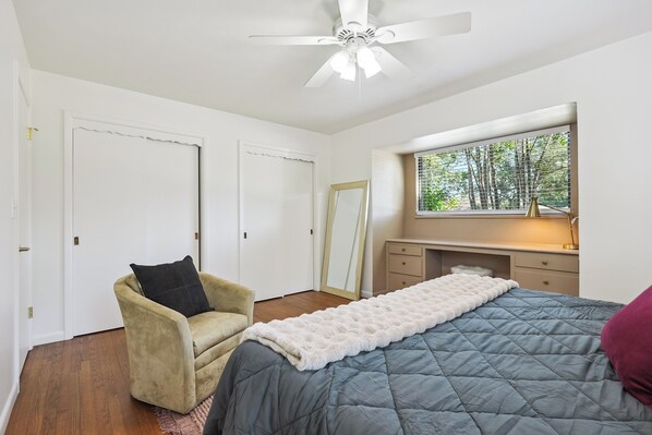 4 chambres, bureau, fer et planche à repasser, Wi-Fi gratuit