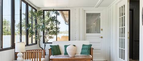 Smart TV, fireplace, books