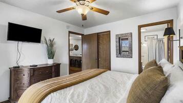 2 slaapkamers, een strijkplank/strijkijzer, wifi, beddengoed