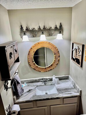 Shower, hair dryer - Double Condo Adventure (Branson West)