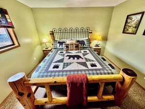 4 bedrooms, iron/ironing board, WiFi, bed sheets - Double Condo Adventure (Branson West)