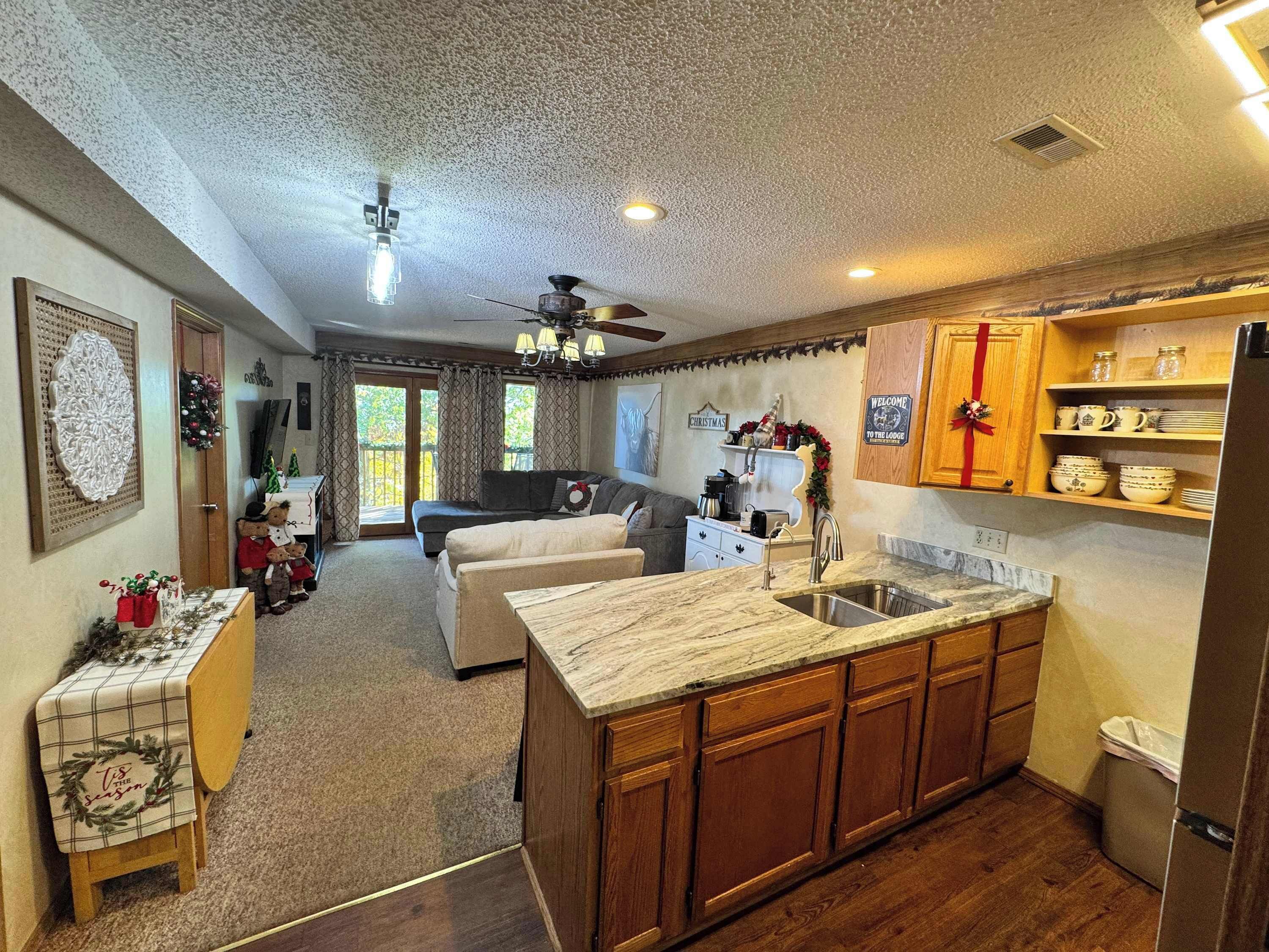 TV, fireplace, offices