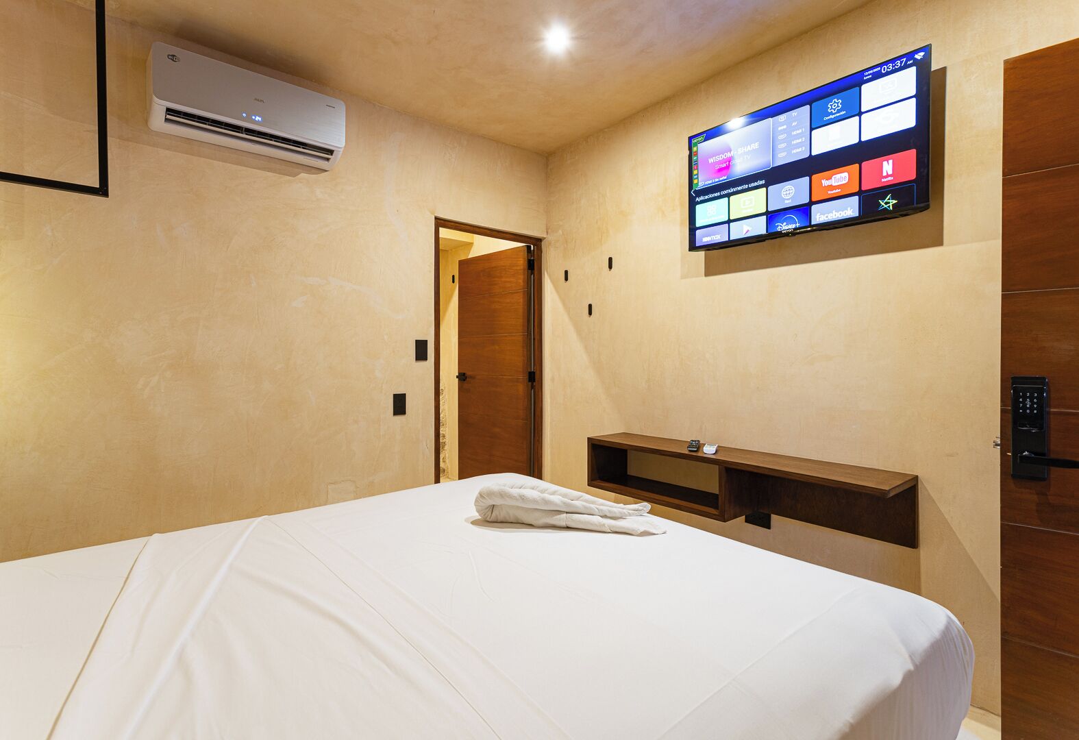 Chambre Simple Classique | Draps en coton égyptien, literie de qualité supérieure