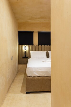 Egyptian cotton sheets, premium bedding, memory-foam beds - Hotel Pakal 58 Centro (Mérida)
