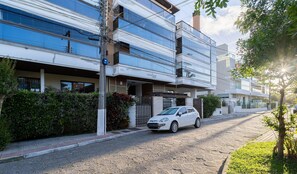 Apartamento básico | Fachada