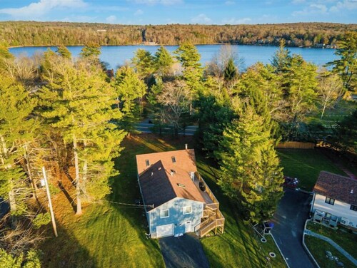 Luxurious & Newly Renovated Catskills Lakehouse